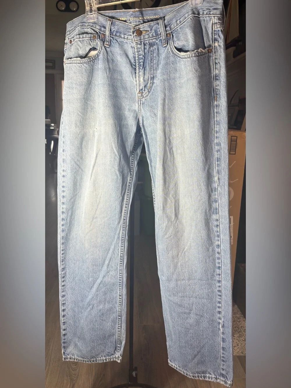 Old Navy Light Wash Straight-Leg Men’s Jeans Regular Fit Size 33 x 30 EPC Distre